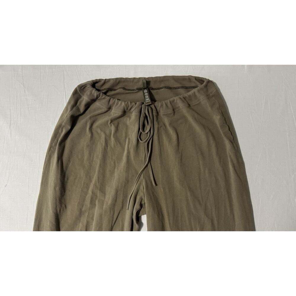 Skims Women’s Relaxed Straight Pants - Olive Green - Plus Size 3X - Picture 2 of 9